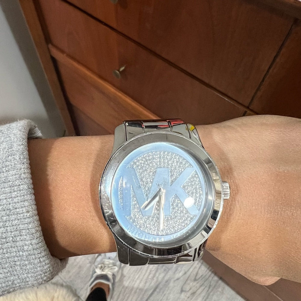 Michael kors silver watch